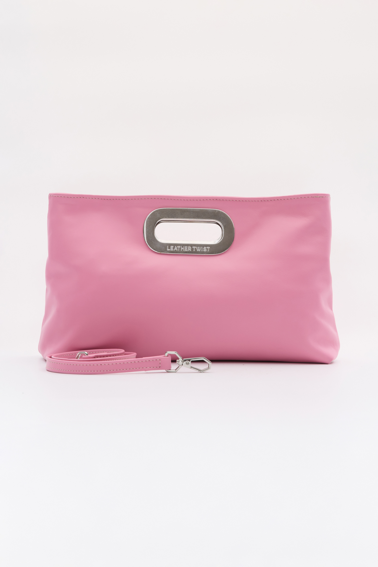 Leather_twist_bags-188