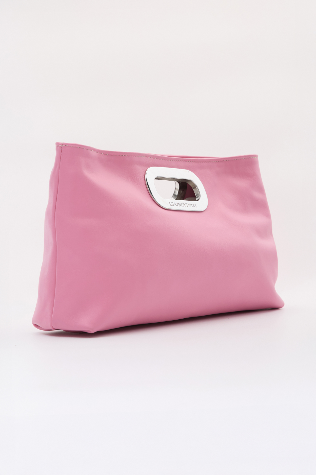 Leather_twist_bags-189