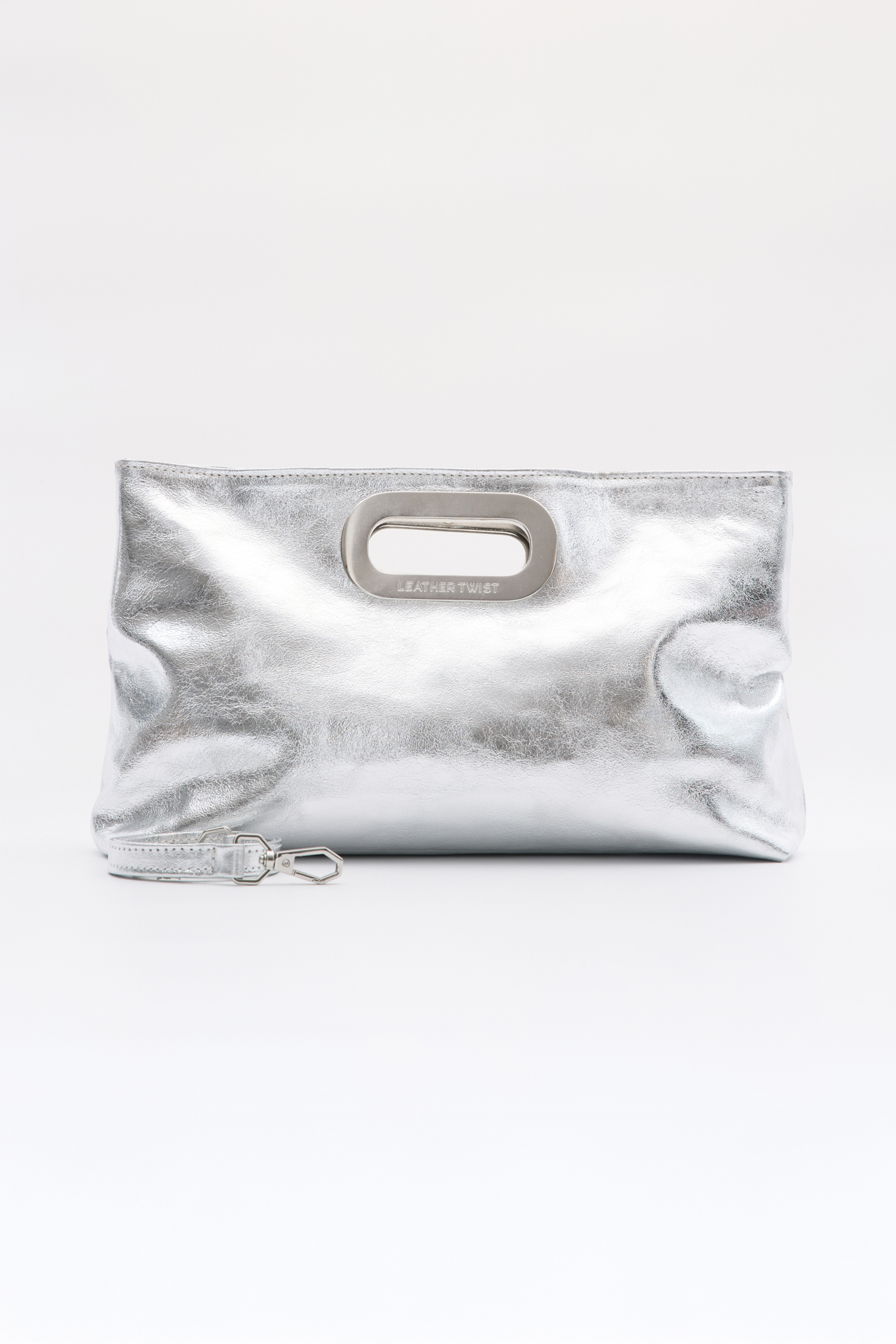 Leather_twist_bags-193