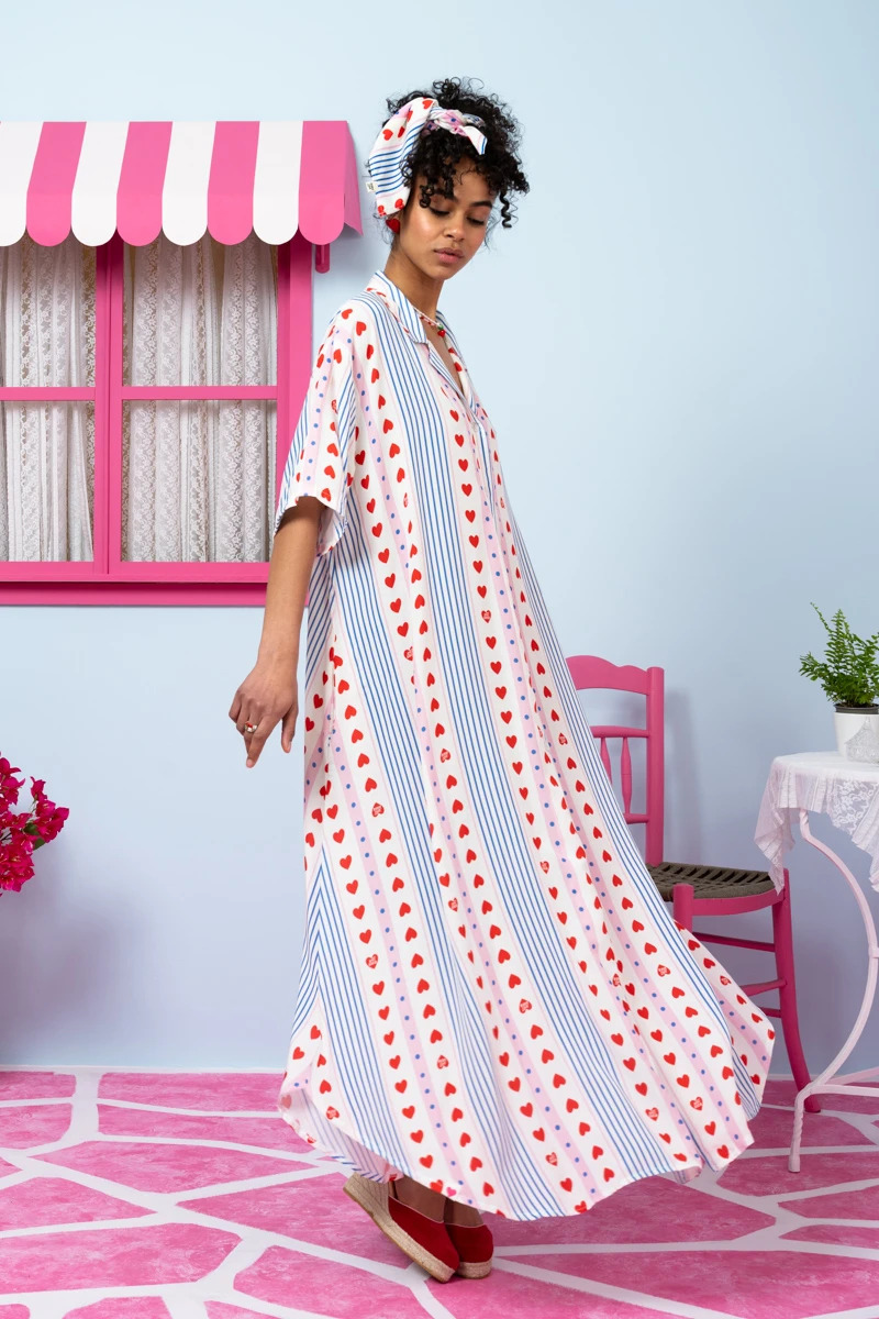 olia-shirt-dress-vis-blue-stripes-red-hearts-semizie-forema-me-zoni-tsepes-petit-boutik-4